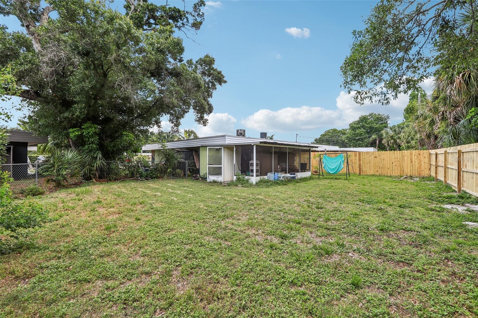 VICTORIA PARK - Residential Income