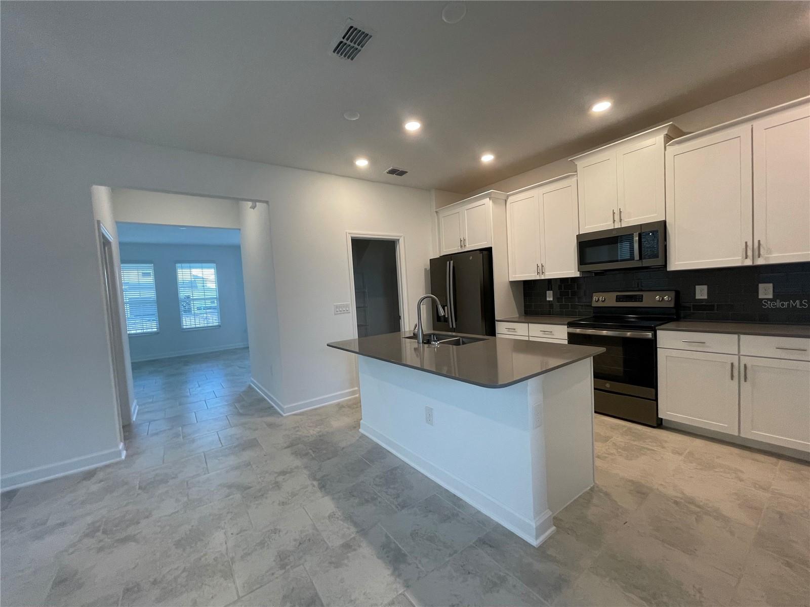 STOREY PARK - Residential Lease