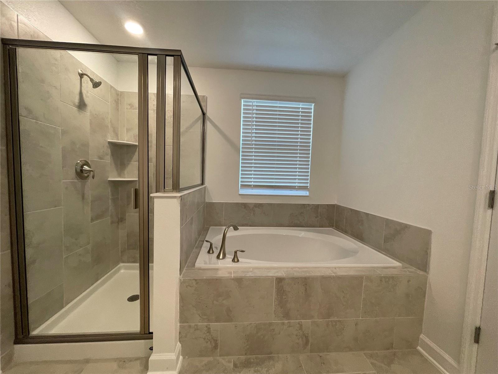 STOREY PARK - Residential Lease