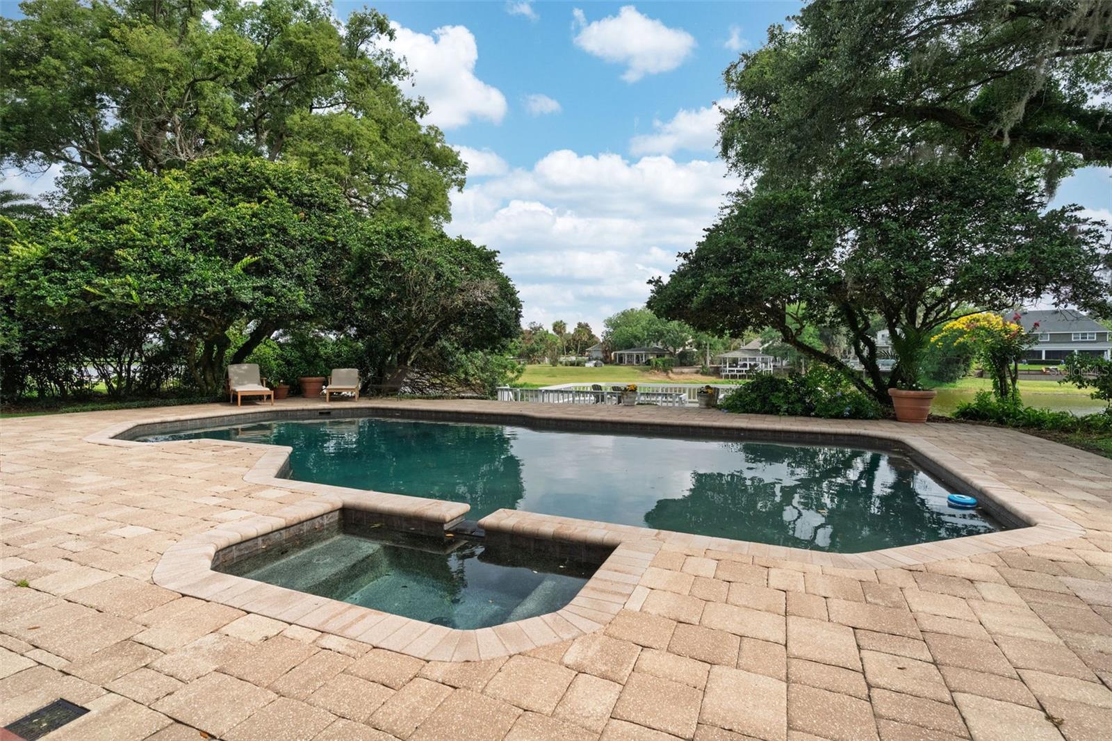 LANCASTER PARK - Residential