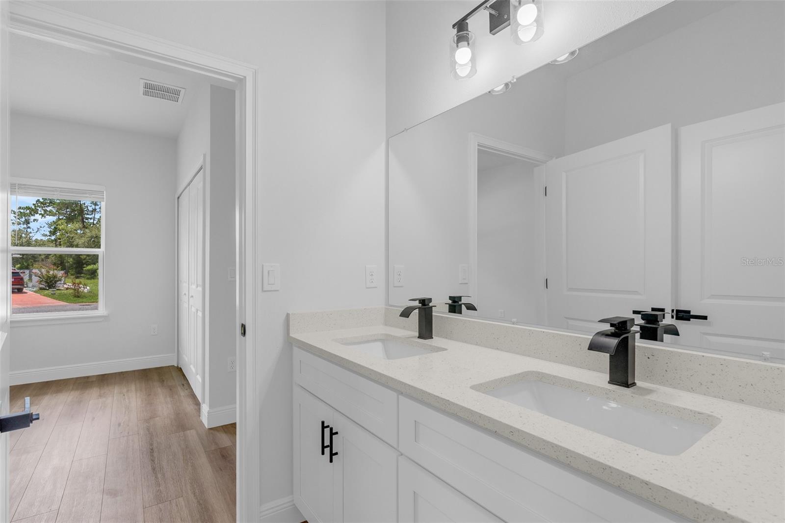 MARION OAKS UN 05 - Residential