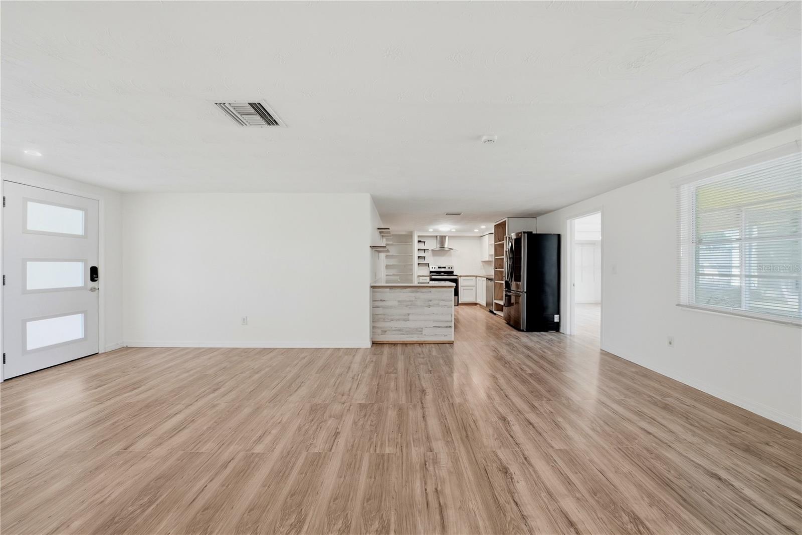 ALOHA GARDENS - Residential