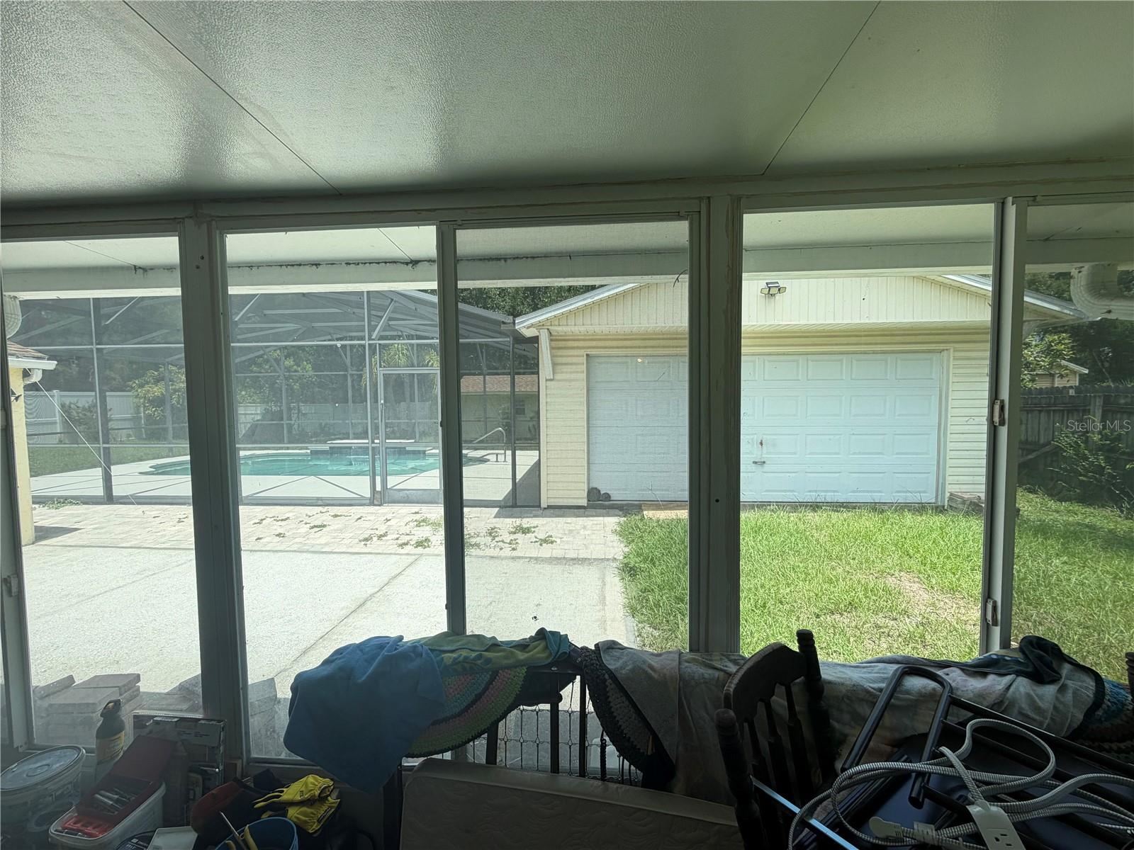 PALM LAKES ESTATES - Residential