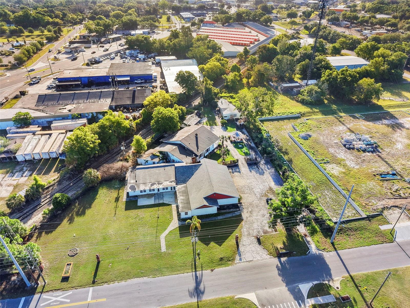 APOPKA TOWN - Commercial Sale