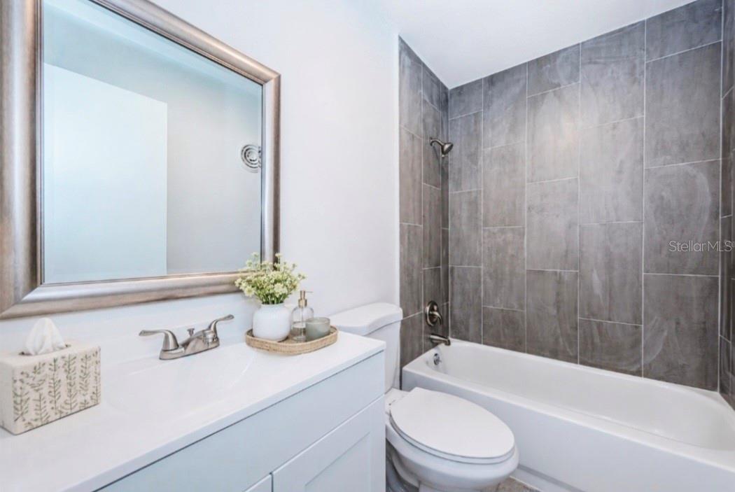 BAY PALMS CONDO - Residential