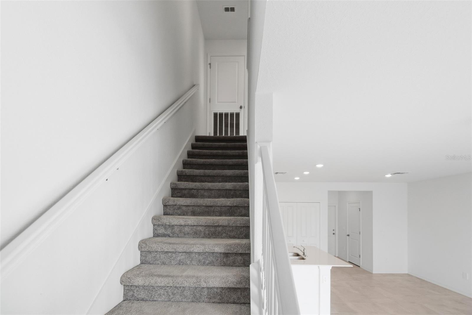 AURORA SUB - Residential Lease