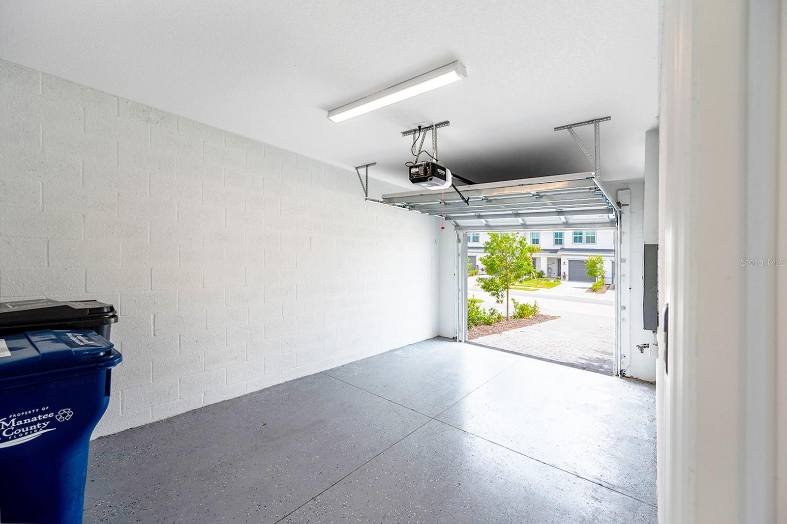 AURORA SUB - Residential Lease