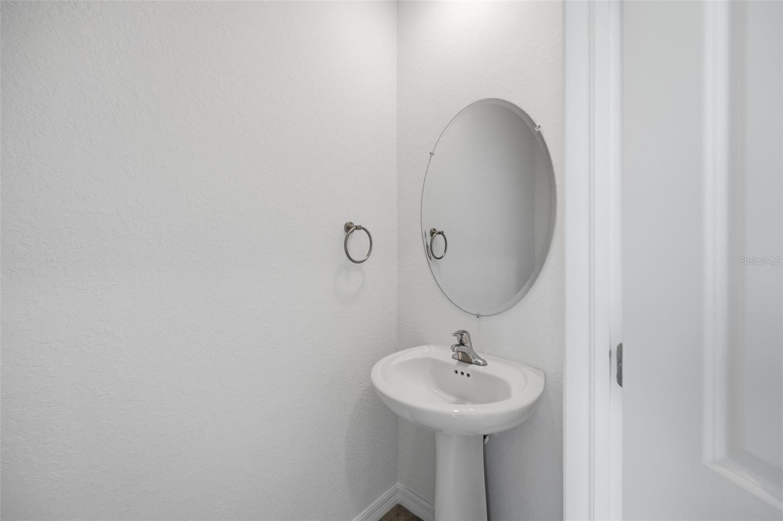 AURORA SUB - Residential Lease