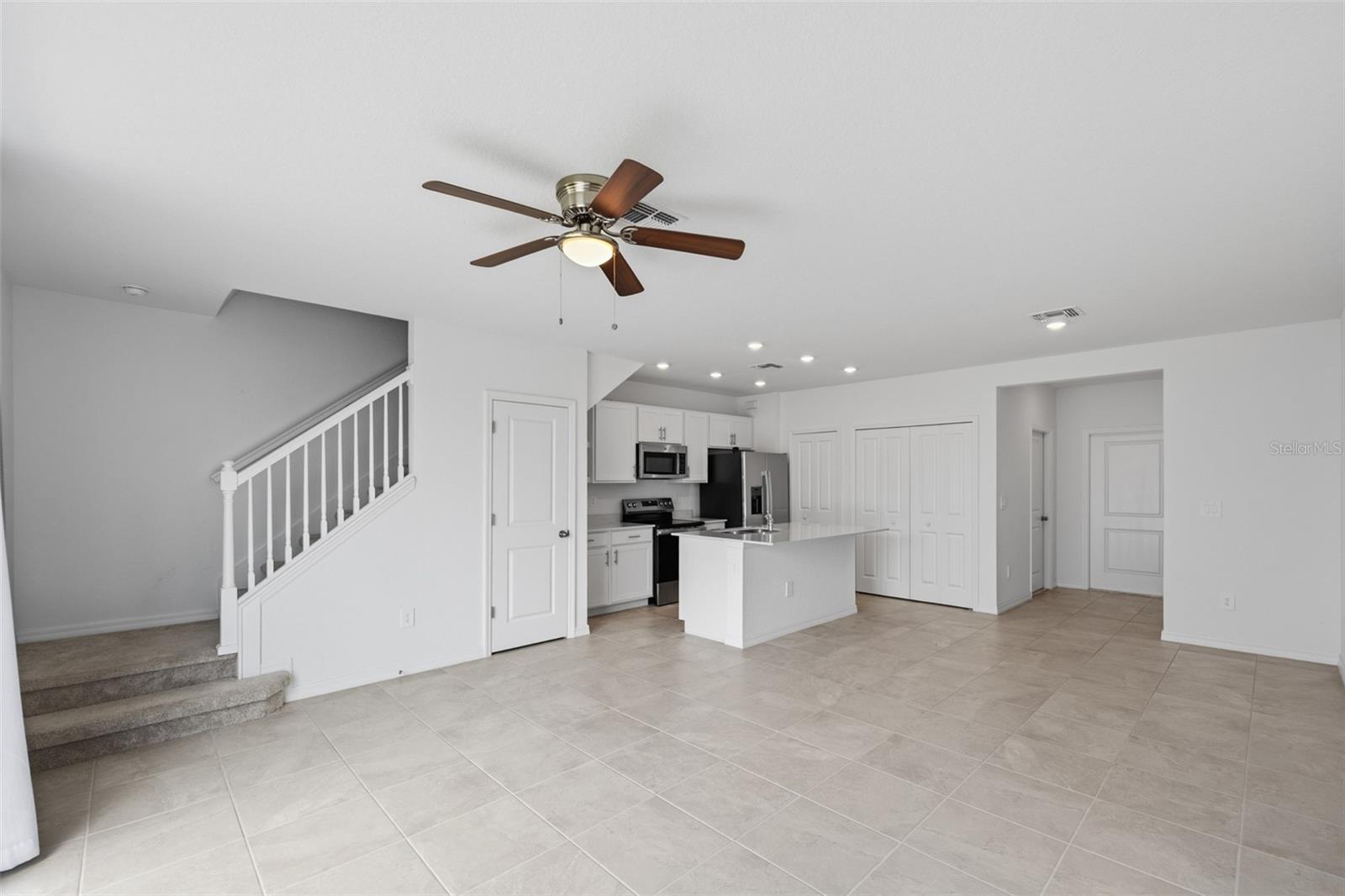 AURORA SUB - Residential Lease