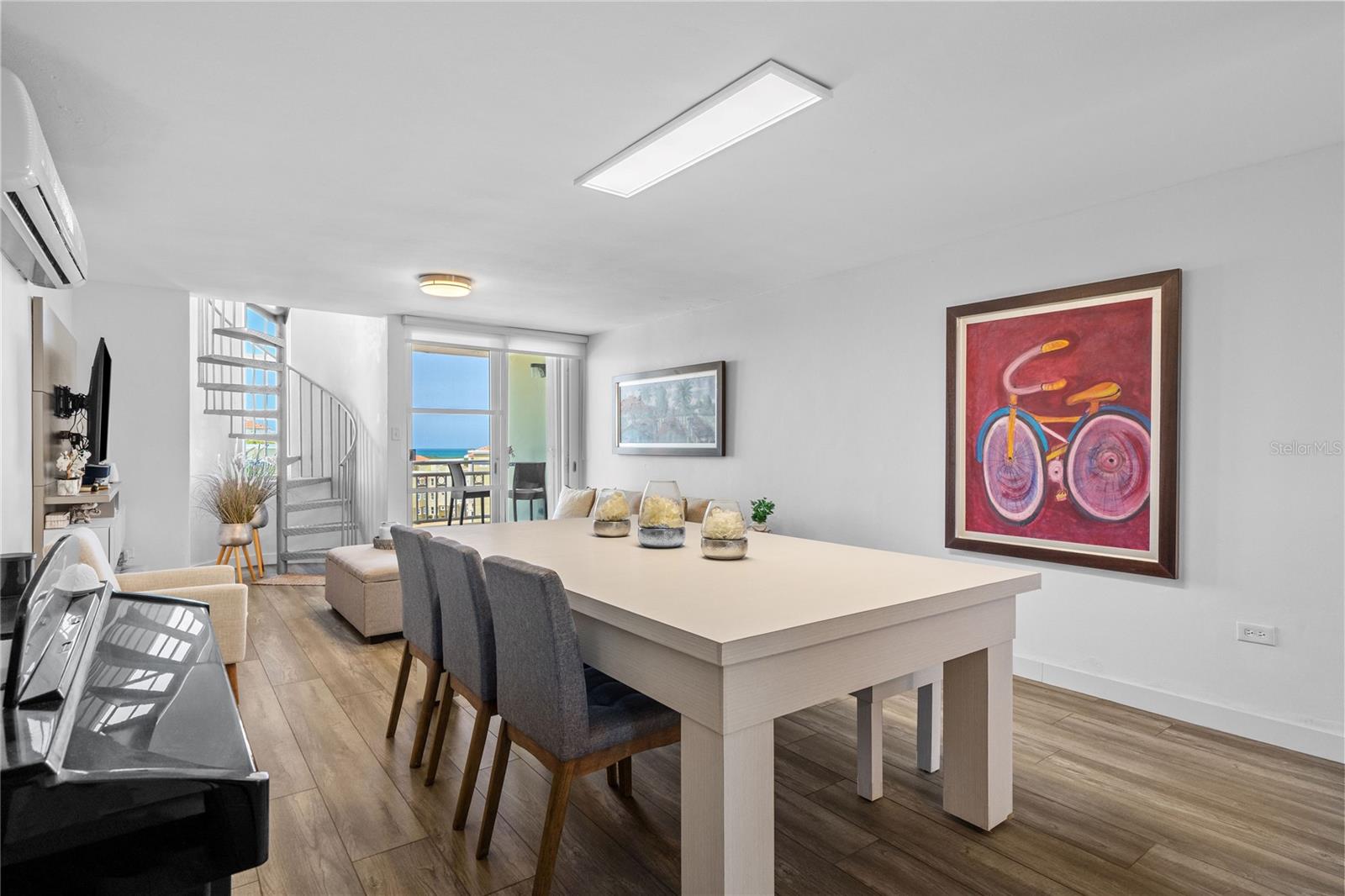 COND. CASTILLOS DEL MAR - Residential