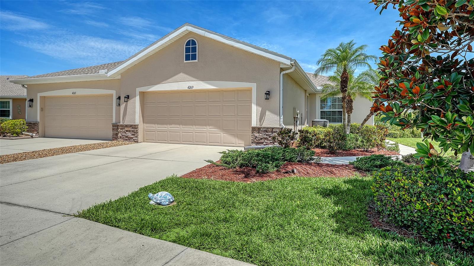 VENTURA VILLAGE - Residential