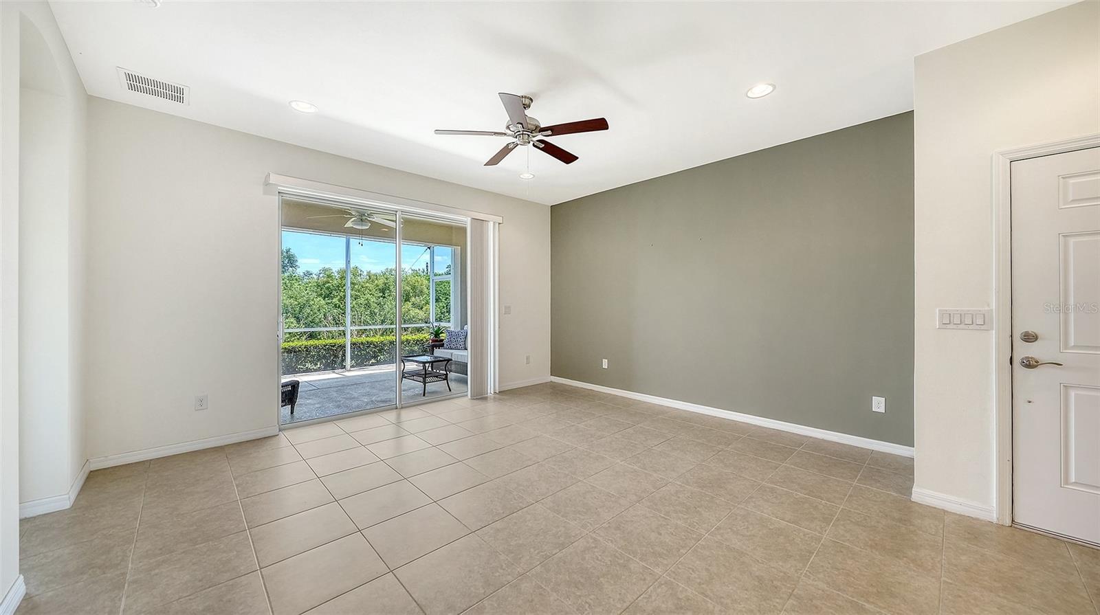 VENTURA VILLAGE - Residential