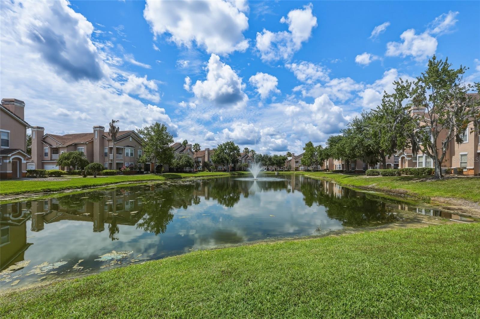 THE VILLAS CONDO - Residential
