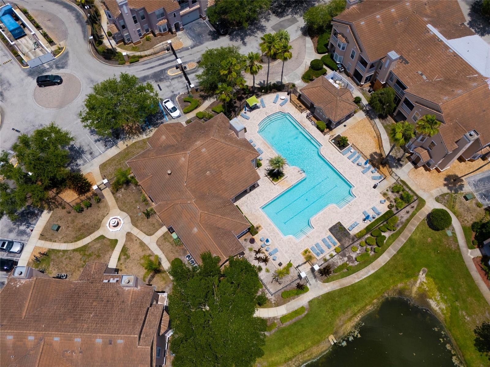 THE VILLAS CONDO - Residential