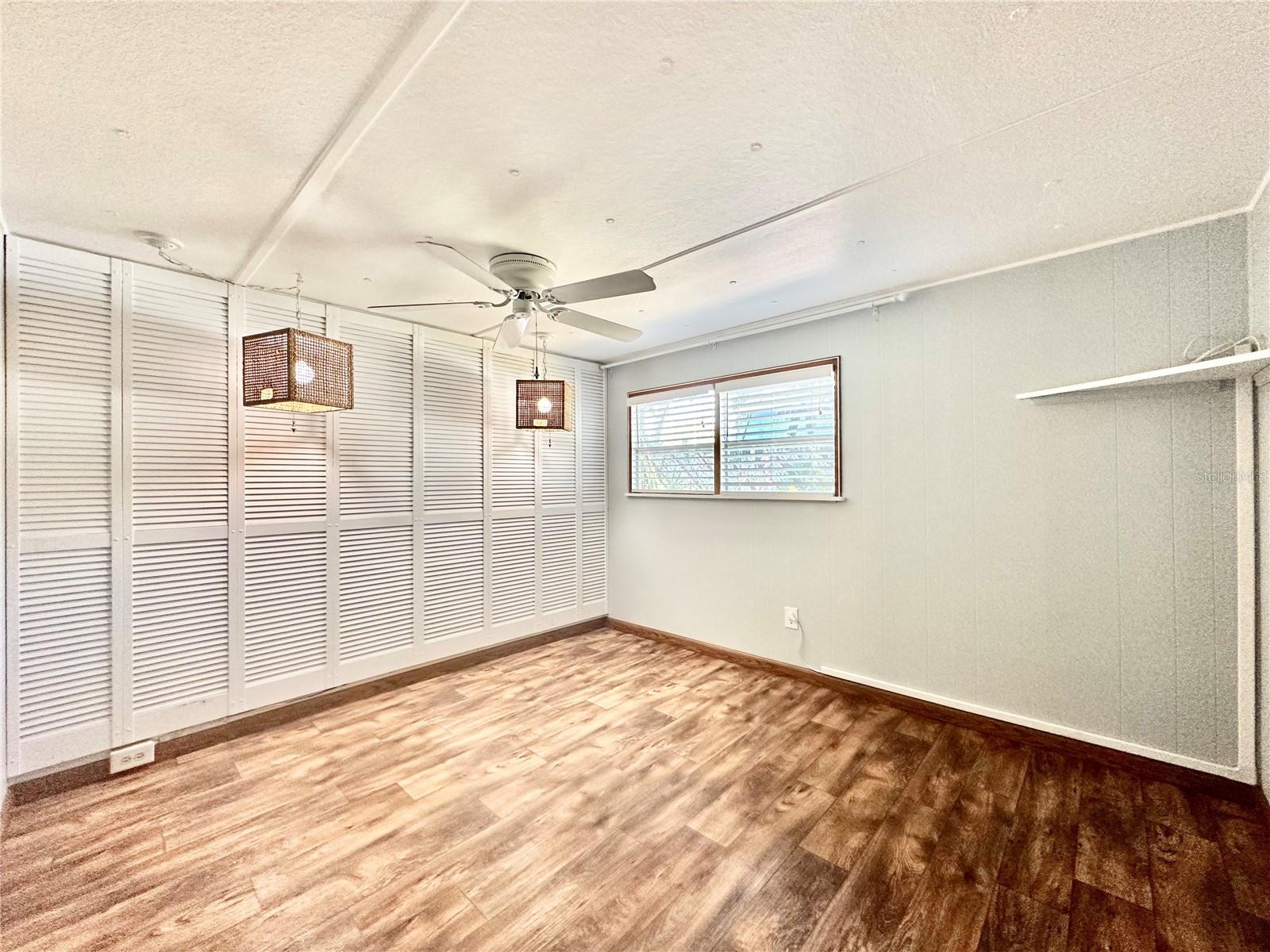 BONFIRE MOBILE HOME VILLAGE SUB - Residential