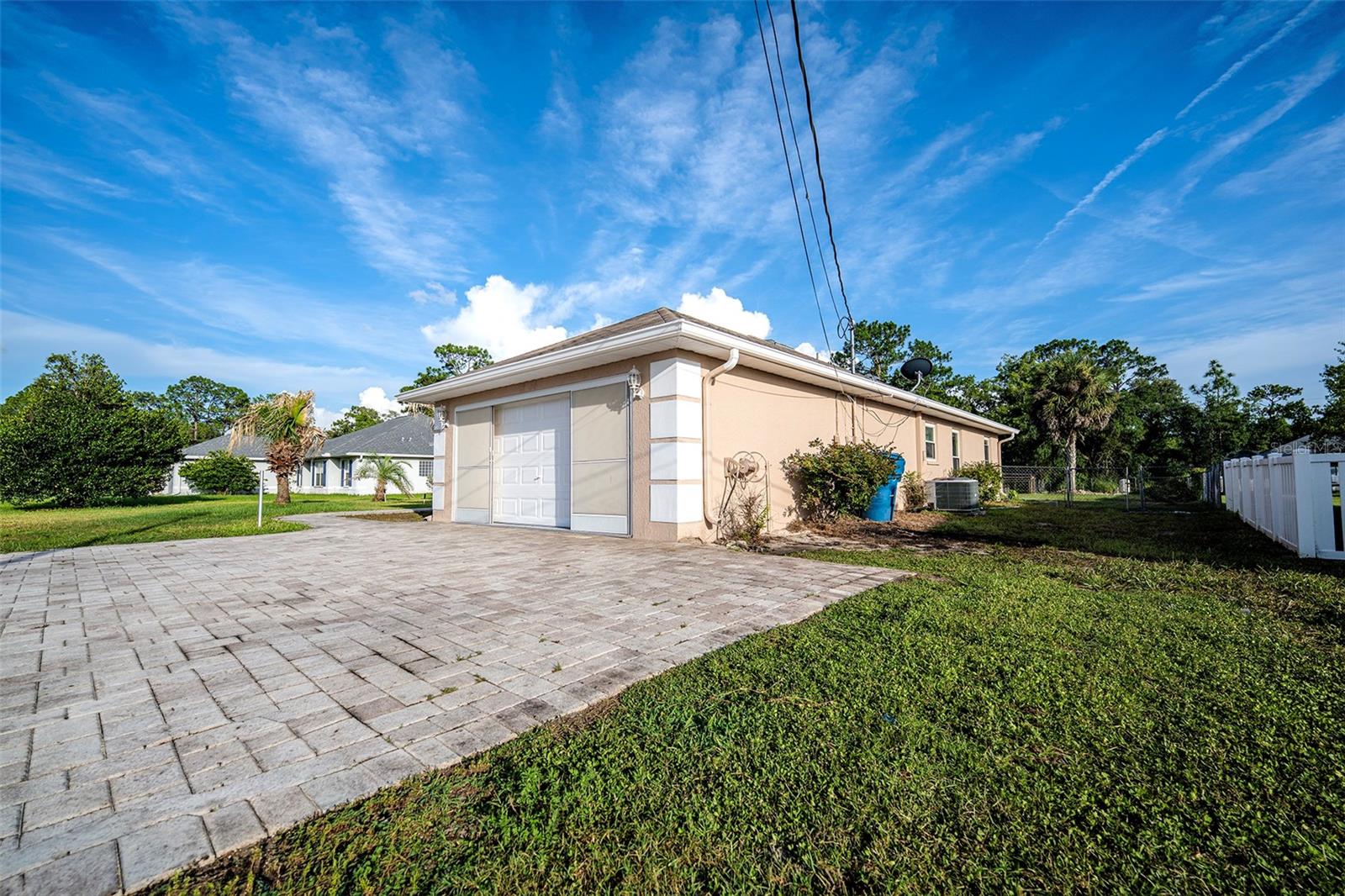 ROYAL HIGHLANDS - Residential