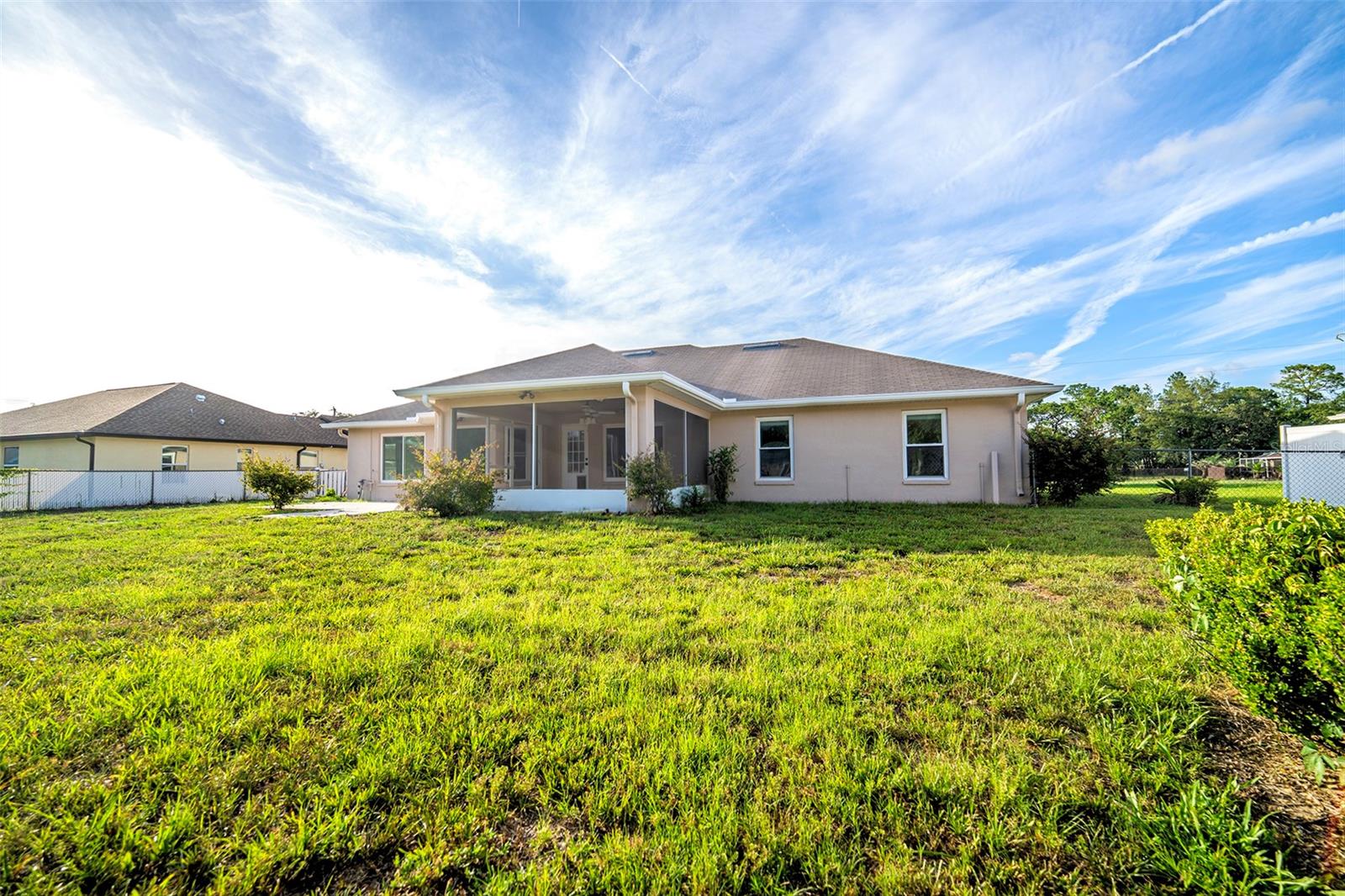 ROYAL HIGHLANDS - Residential