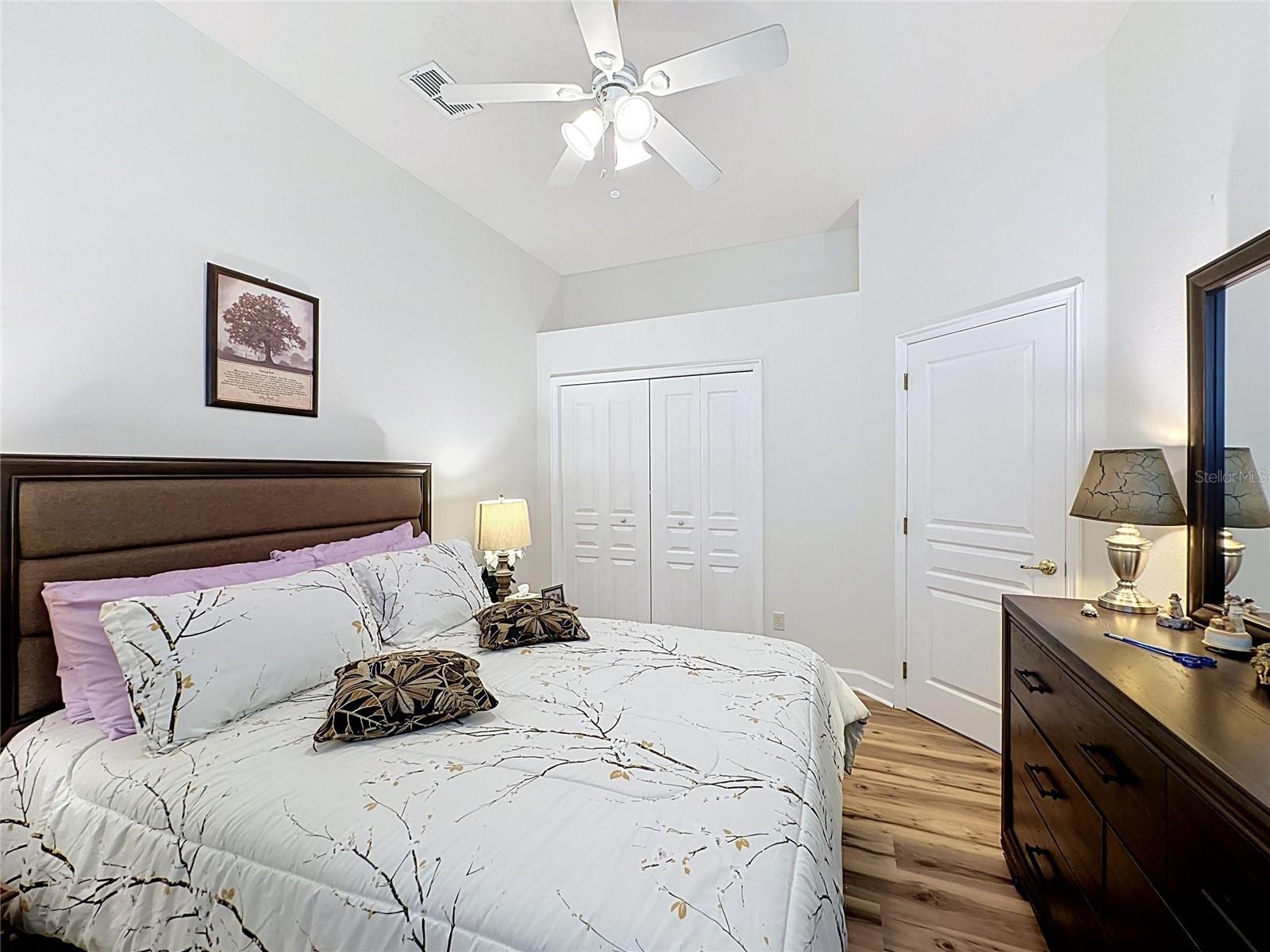 KINGS RIDGE - Residential