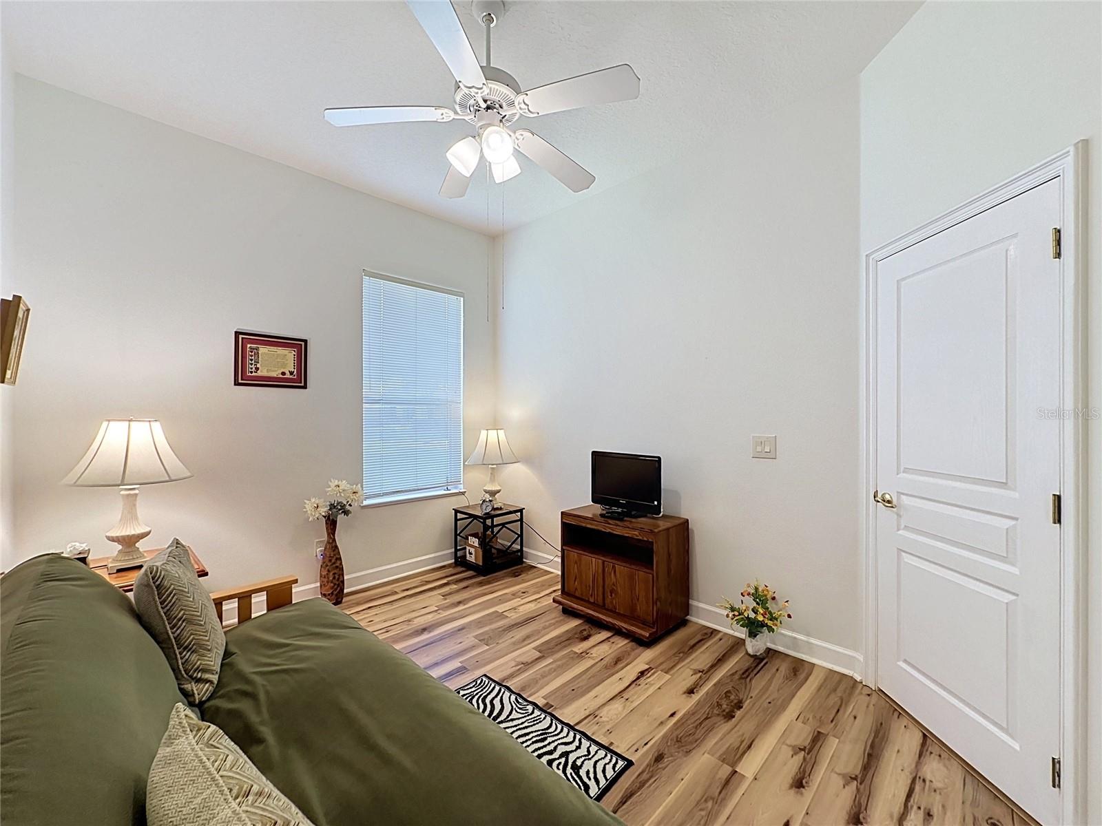 KINGS RIDGE - Residential