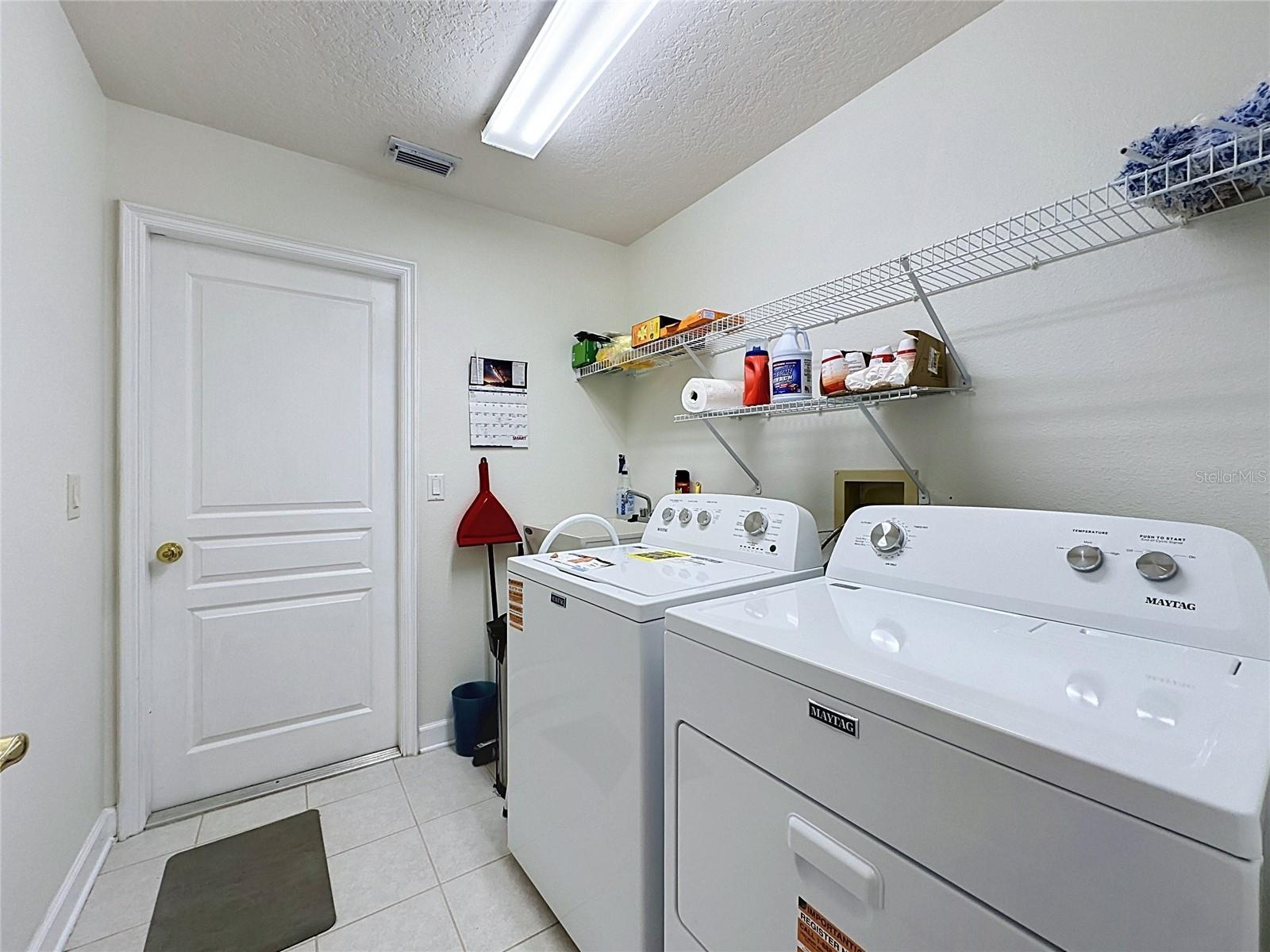 KINGS RIDGE - Residential
