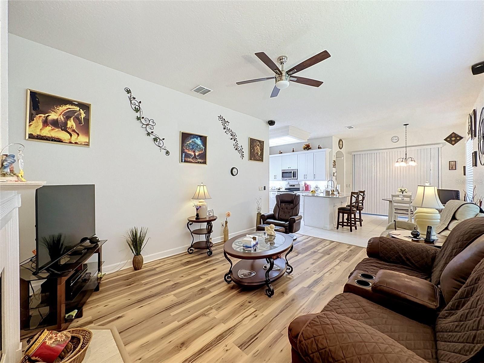 KINGS RIDGE - Residential