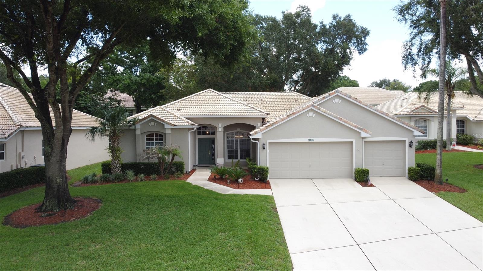 KINGS RIDGE - Residential