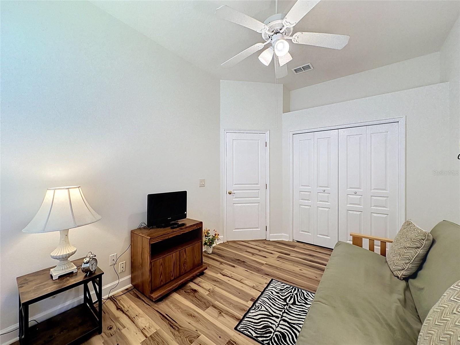 KINGS RIDGE - Residential