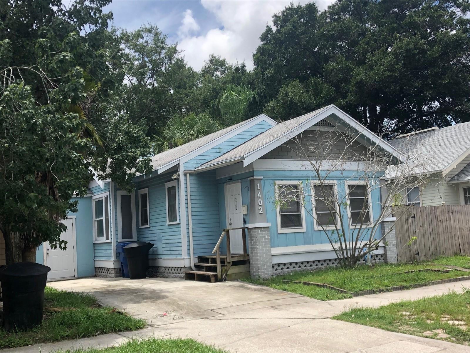 ENTIRE BLOCK FOR SALE. 1.67 acres including 14k sqft office buildling and value add 18 Units in Downtown St Petersburg. 100% occupied with high rents with annual gross of $323,604. Office buildling is presently vacant.  Property consists of 4 two bedroom apartments, 4 single family two bedroom homes, 3 studio apartments and 7 one bedroom apartments. Also included in the sale would the lot located between units 610 14th Street and 544 14th St N. Fantastic location located right next to Baycare's St Anthonys hospital. Property stays consistently occupied due to it's downtown location and proximity to the hospital. Perfect investment to do improvements and increase rents. Rents are 15-20% below market with 60 day termination clauses.