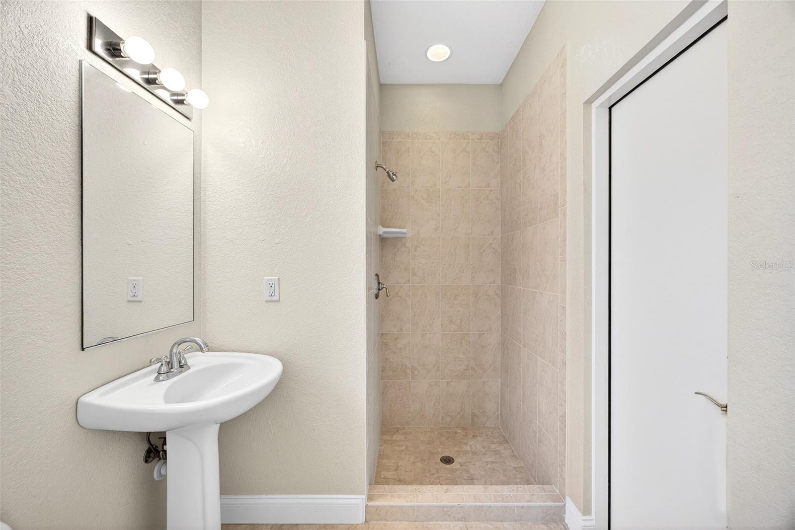 PUNTA GORDA ISLES SEC 04 - Residential