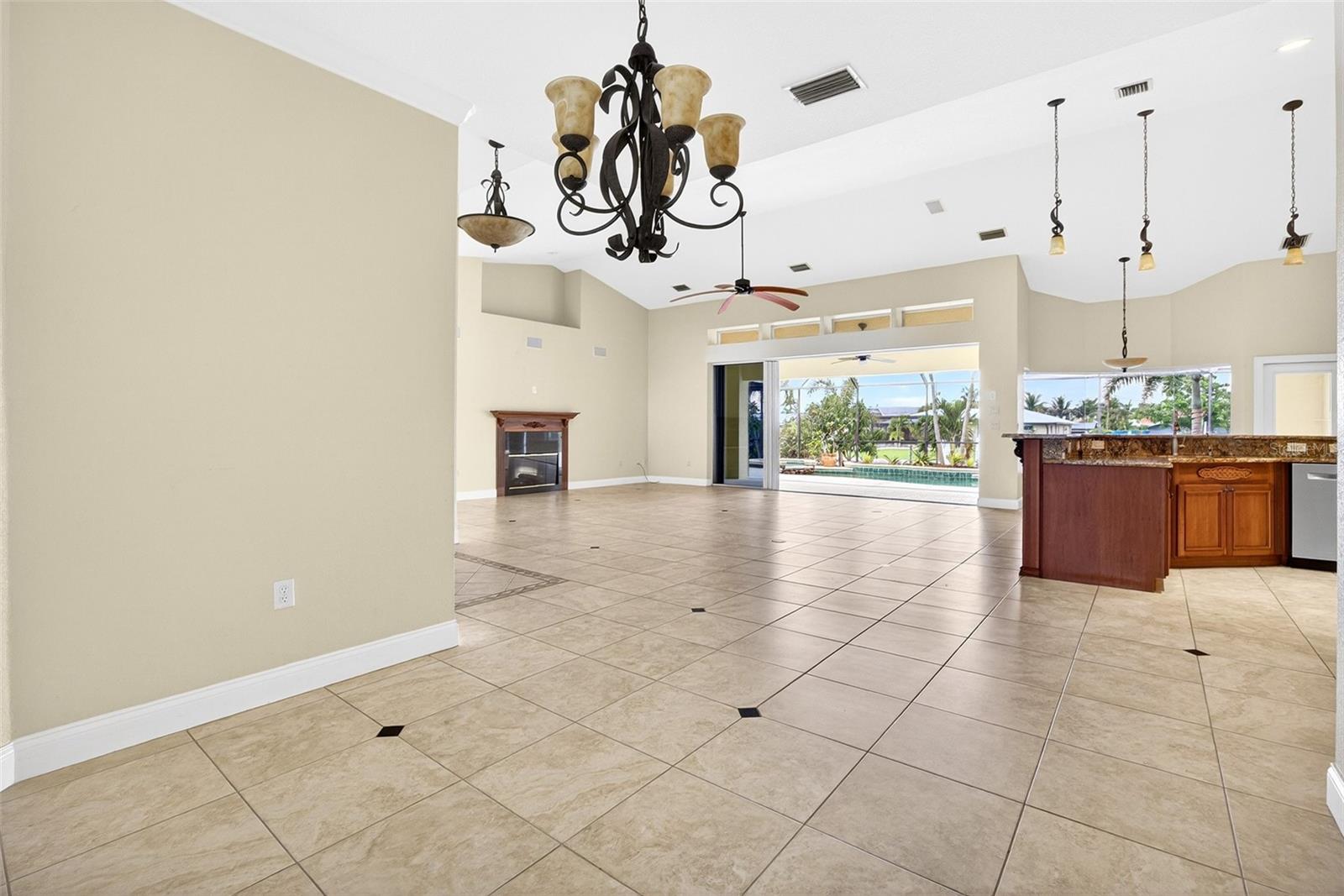 PUNTA GORDA ISLES SEC 04 - Residential