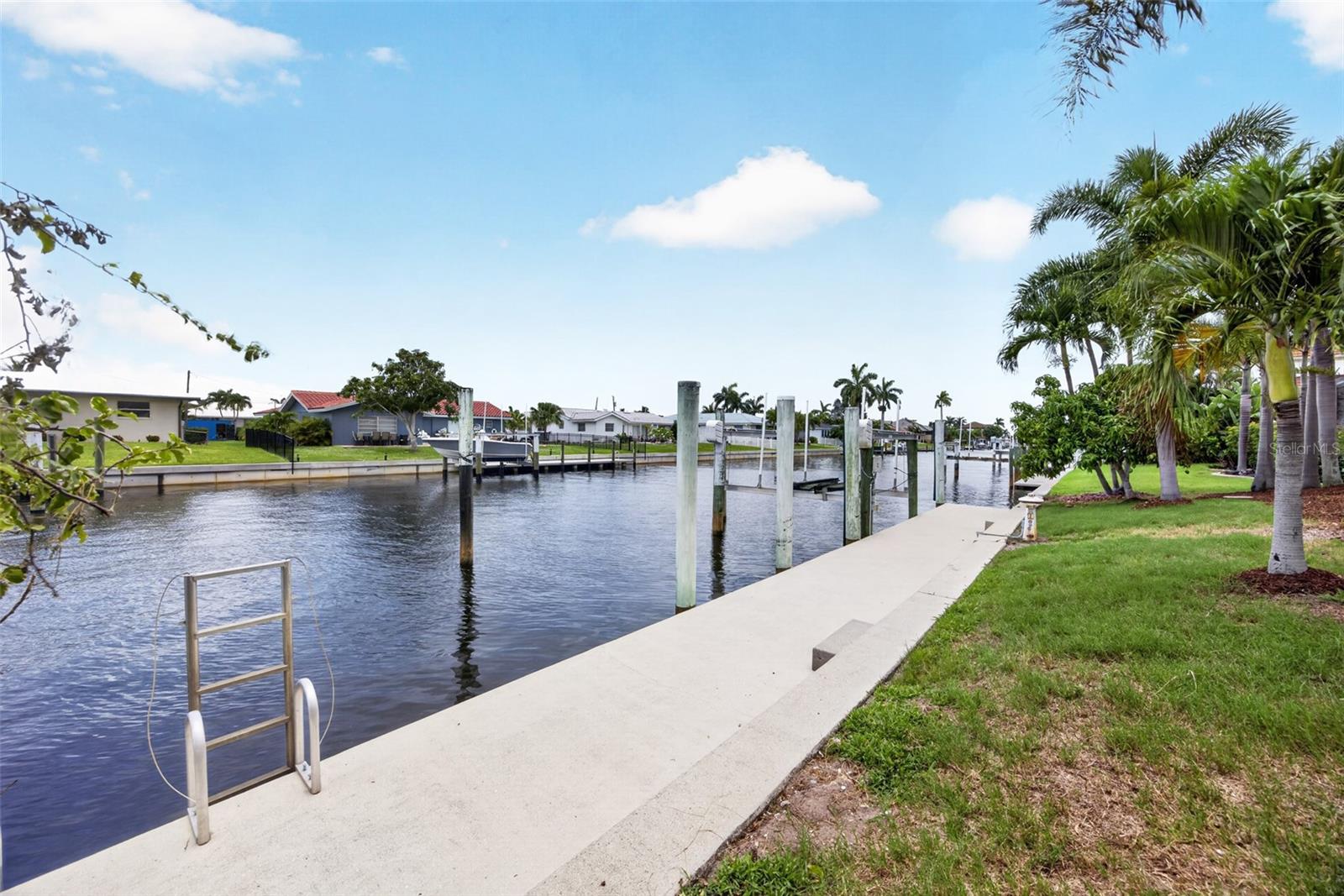 PUNTA GORDA ISLES SEC 04 - Residential