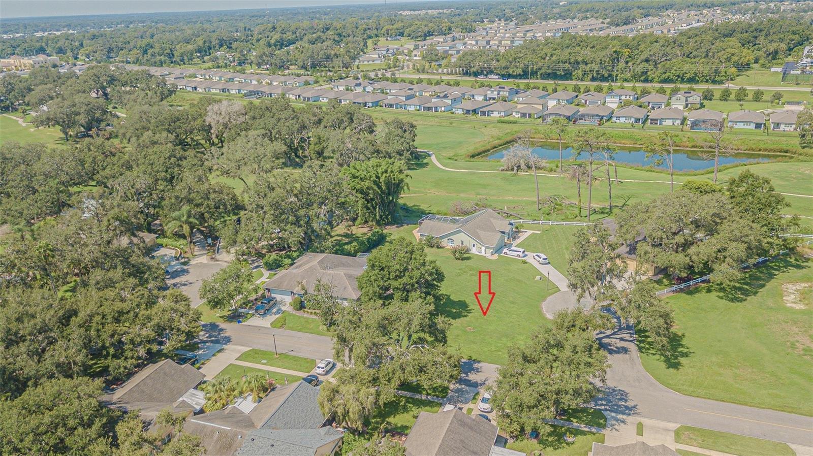 SILVER OAKS - Land