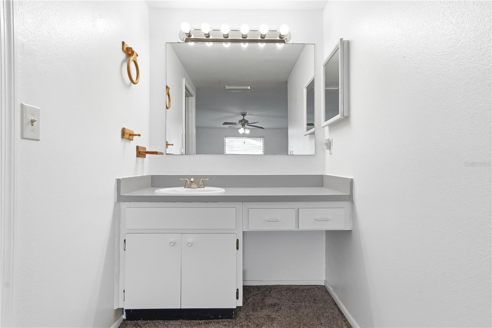 TIMBERLANE SUB UNIT 8B - Residential