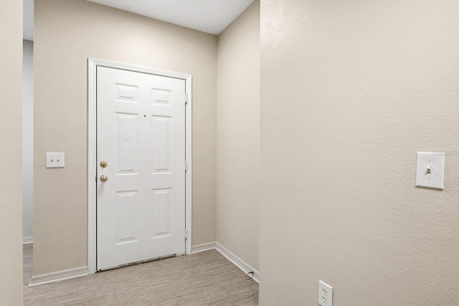 VILLAGES OF BLOOMINGDALE CONDO - Residential