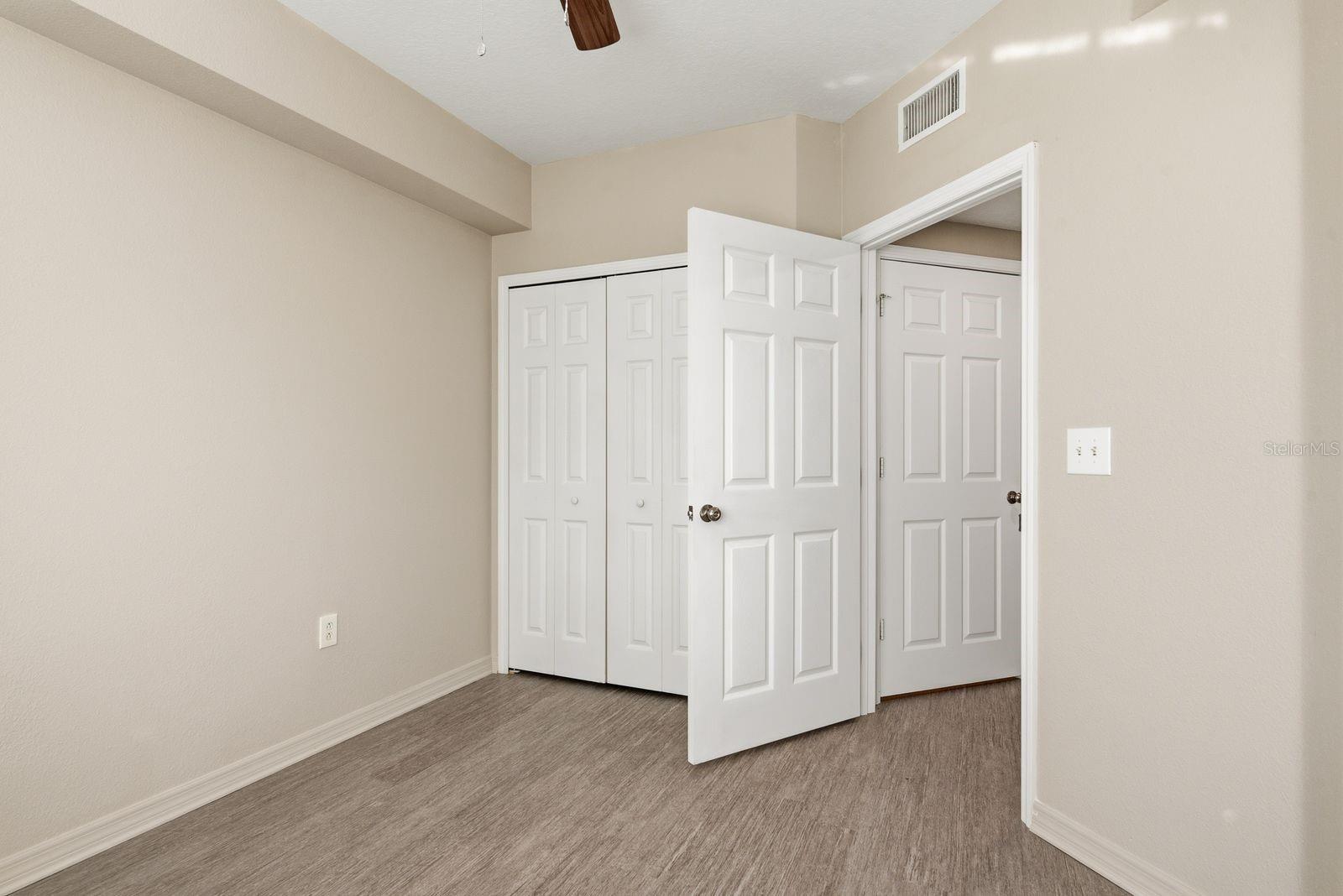 VILLAGES OF BLOOMINGDALE CONDO - Residential