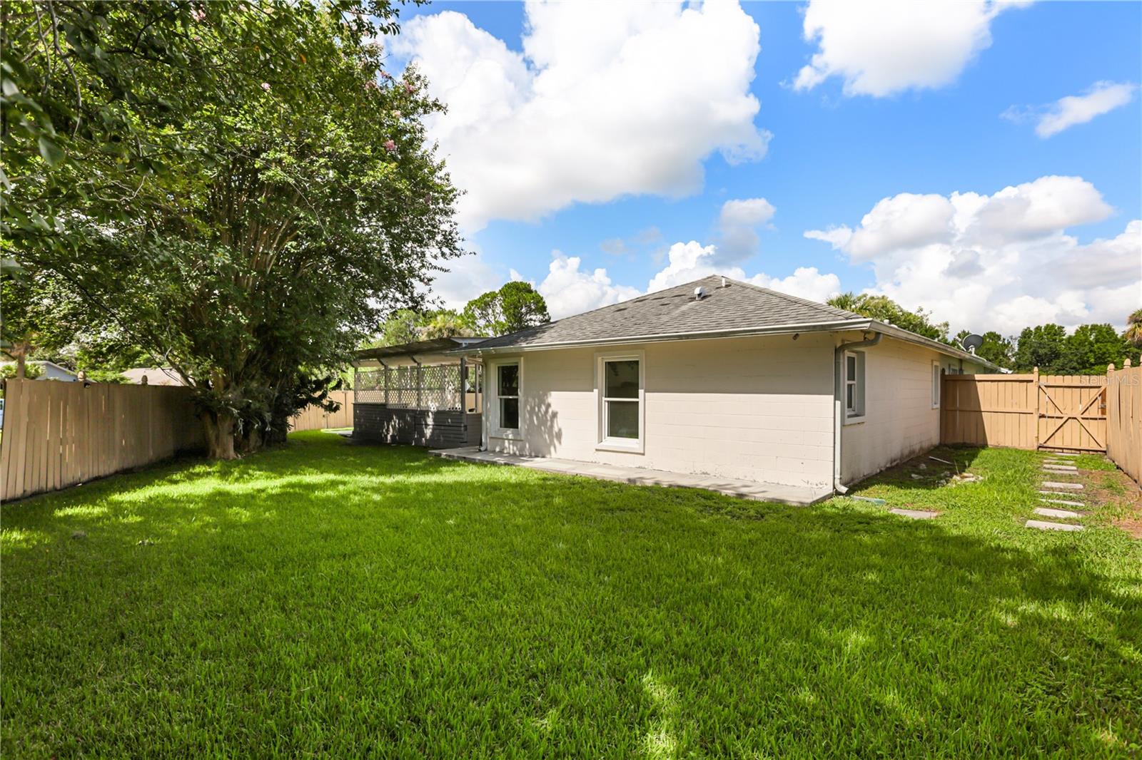 ORANGEWOOD VILLAGE 09 - Residential