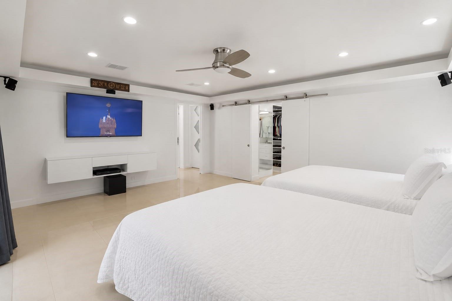 ORANGEWOOD VILLAGE 09 - Residential