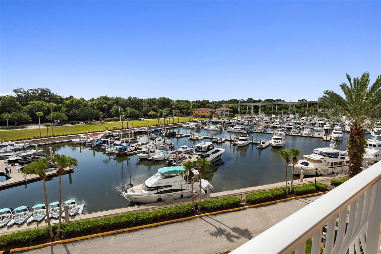 YACHT HARBOR VILLAGE - Residential