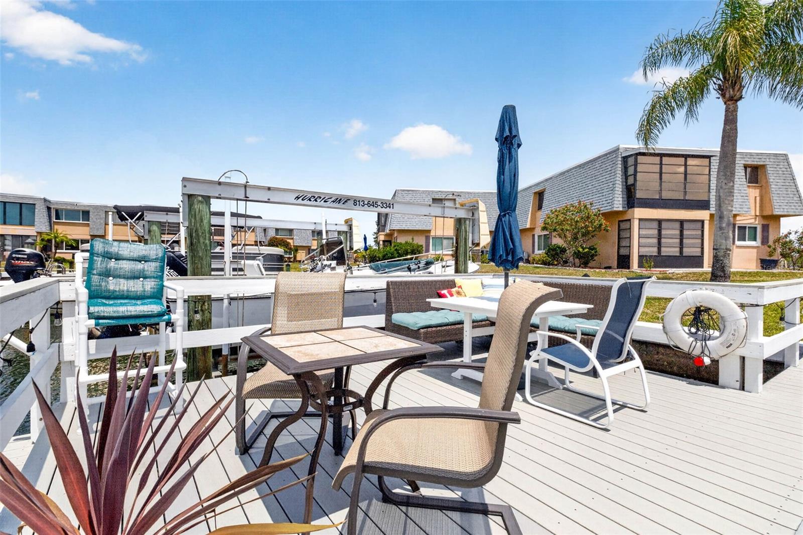 BAL HARBOUR CHATEAUX CONDOMINI - Residential