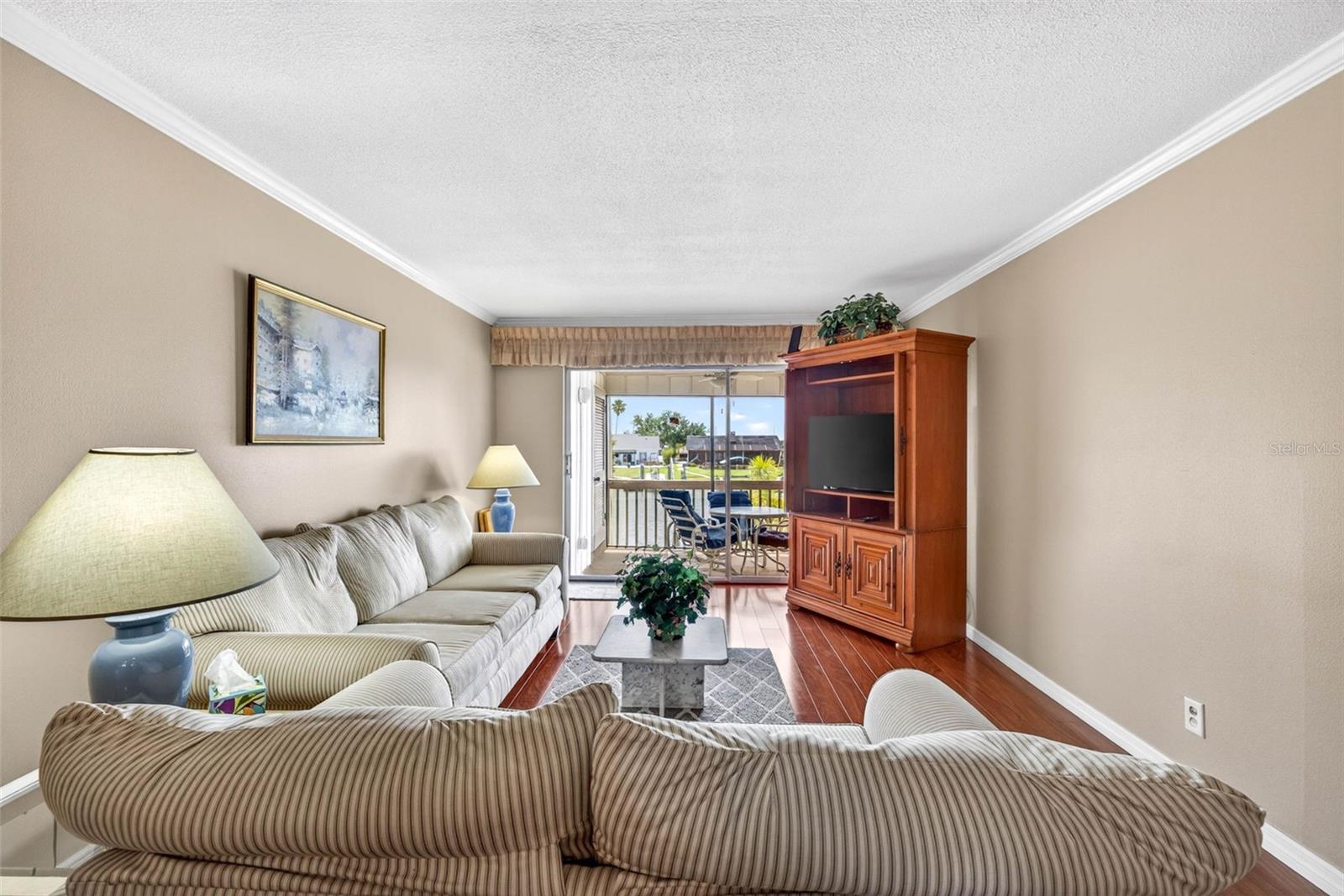 BAL HARBOUR CHATEAUX CONDOMINI - Residential