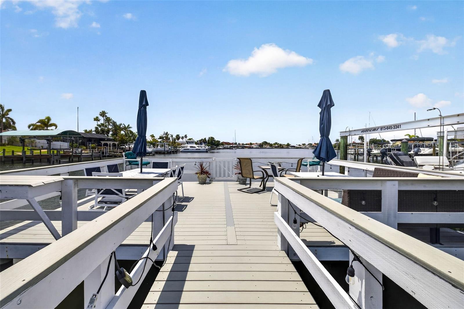 BAL HARBOUR CHATEAUX CONDOMINI - Residential
