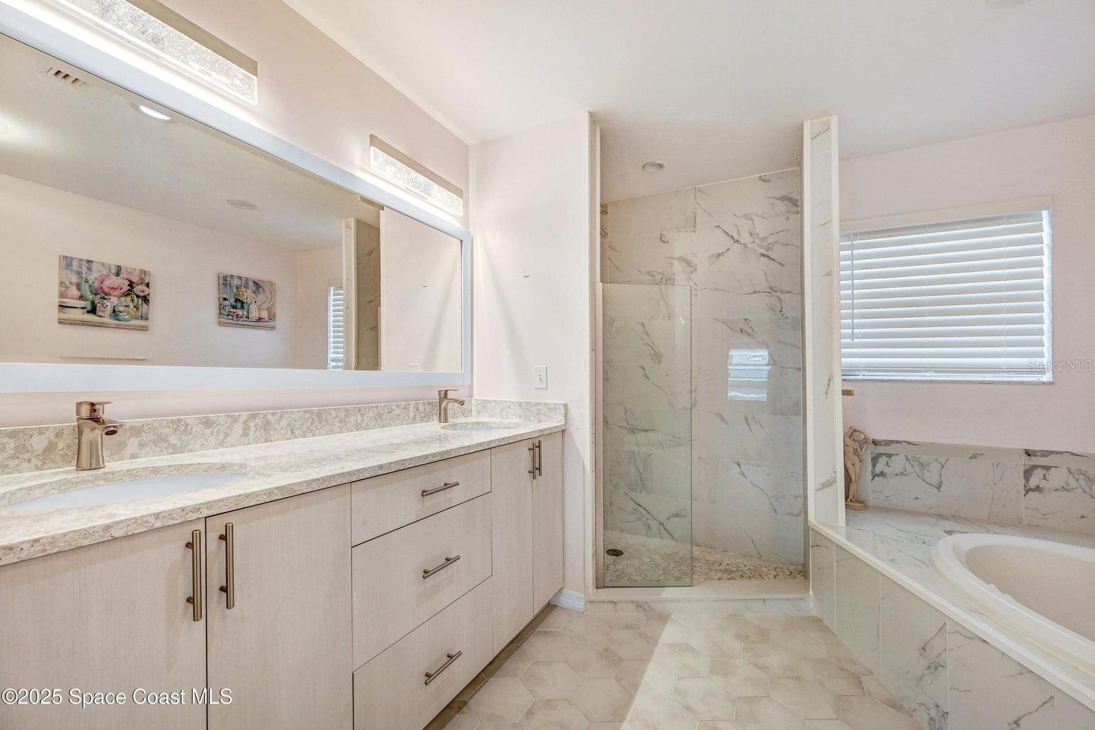 DIANA SHORES UNIT 10 - Residential