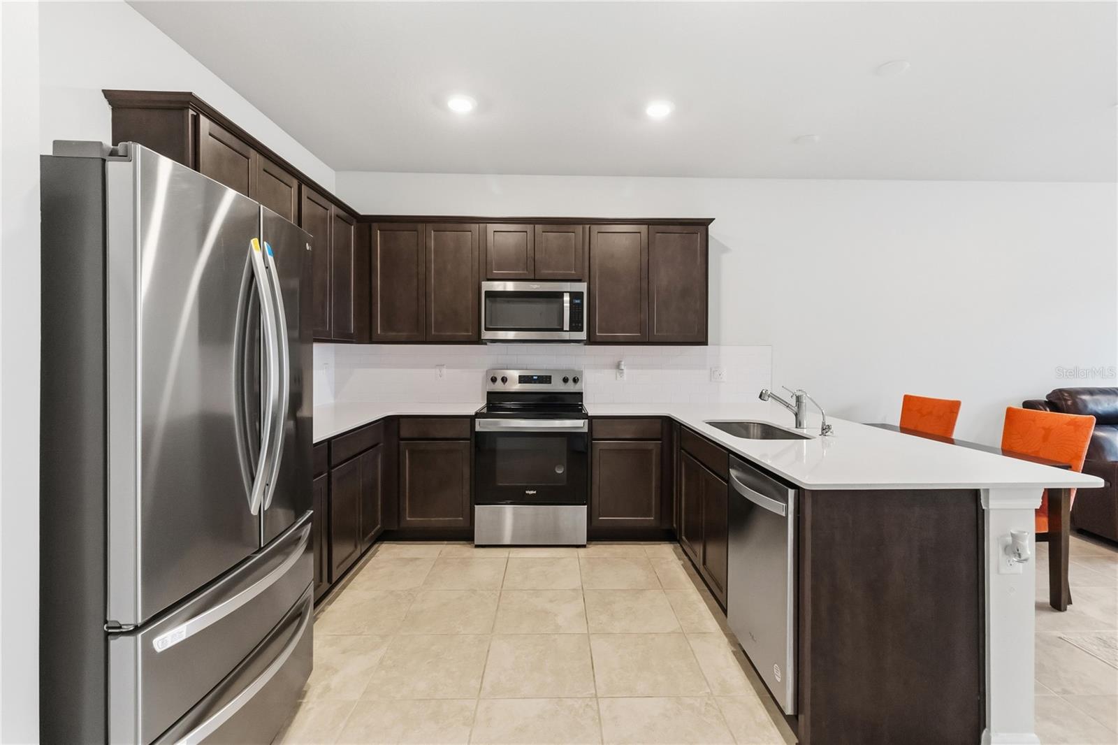 EVERBE PH 1A - Residential