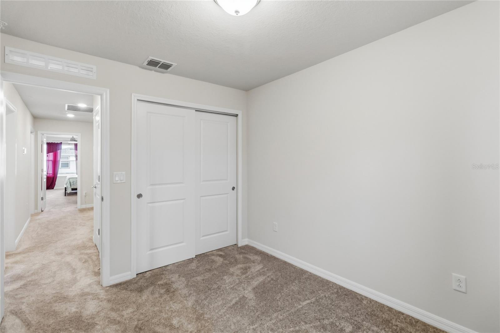 EVERBE PH 1A - Residential