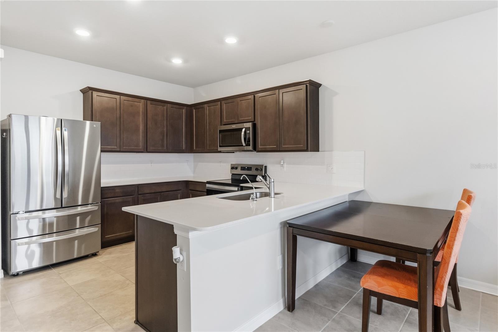 EVERBE PH 1A - Residential