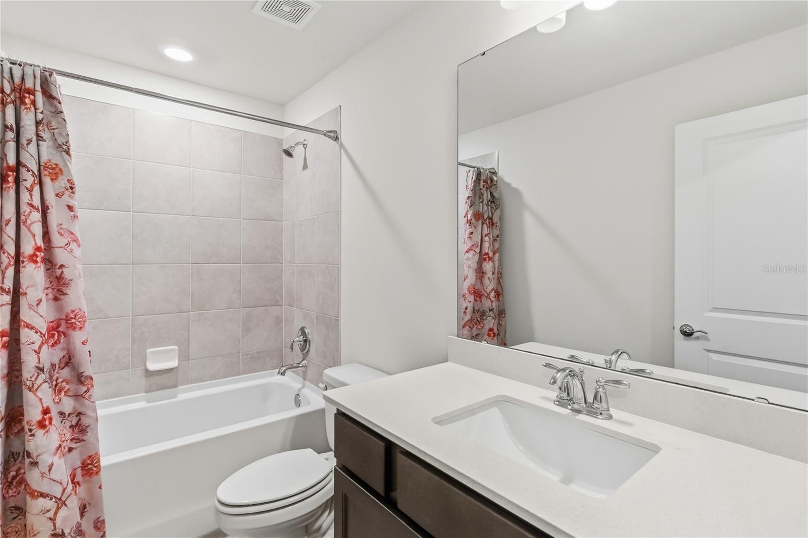 EVERBE PH 1A - Residential