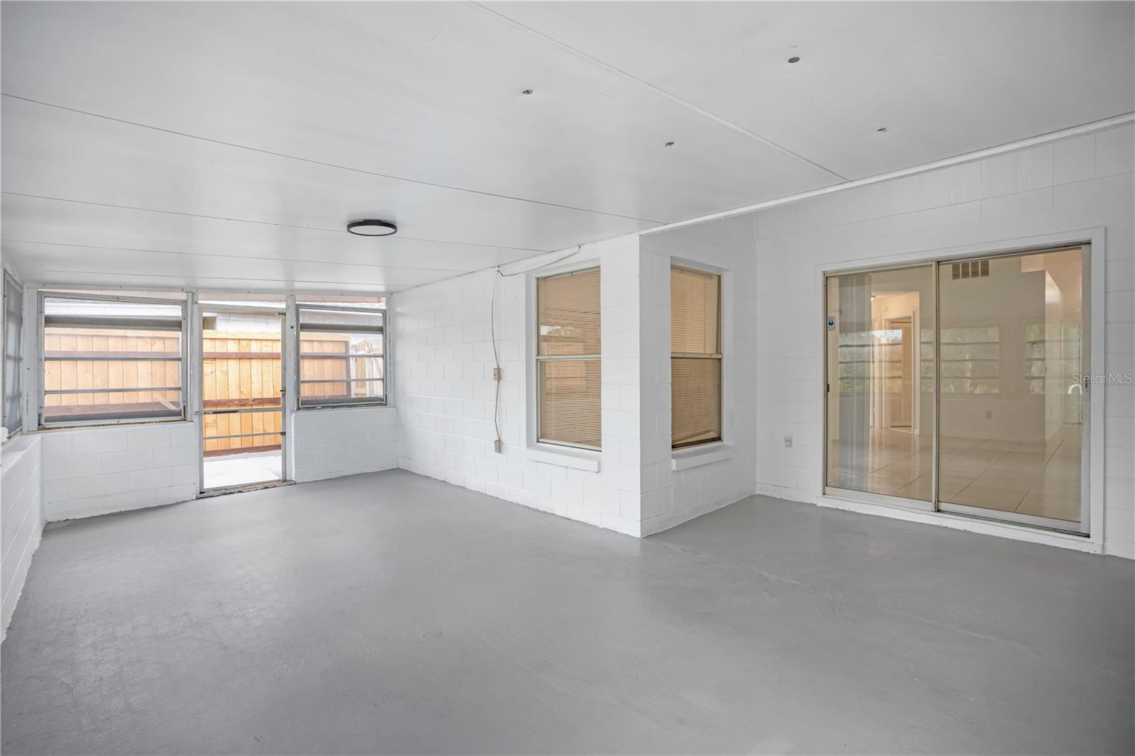 MAGELLAN COVE - Residential Lease