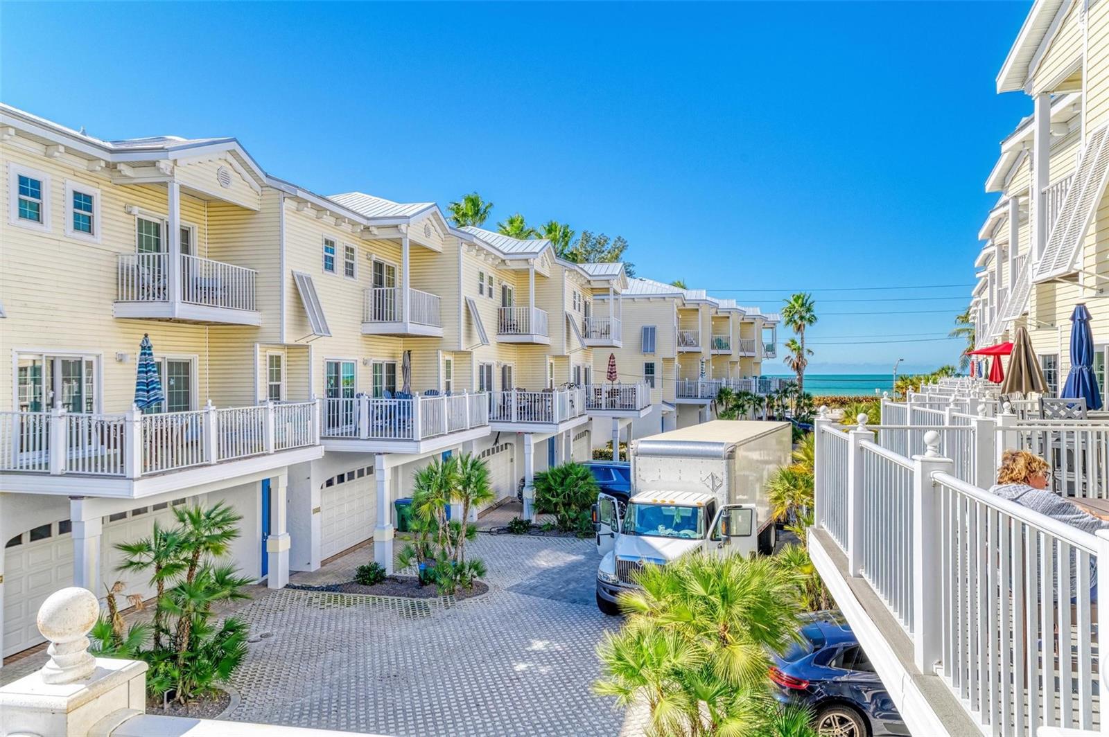 BERMUDA BAY CLUB 3 - Residential