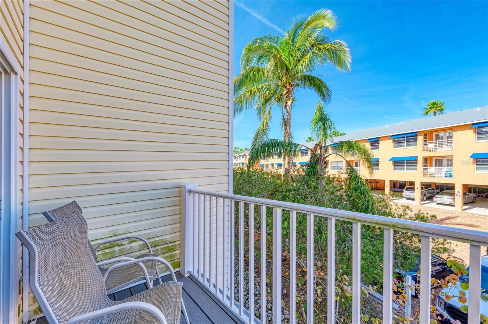 BERMUDA BAY CLUB 3 - Residential