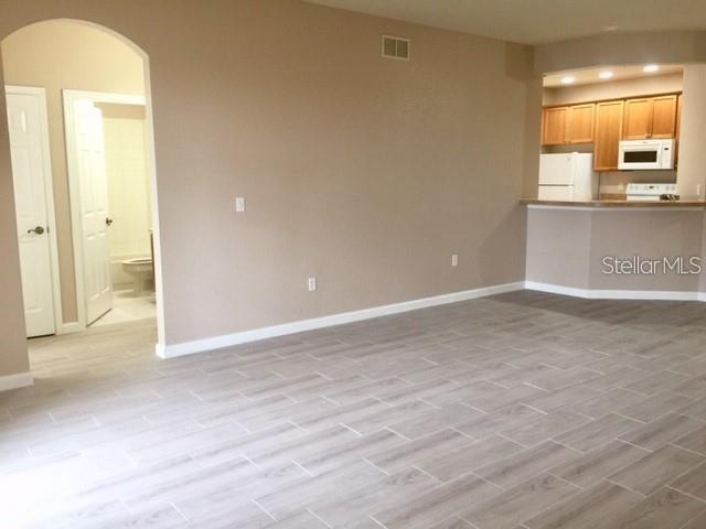 FLORA RIDGE PH 11 CONDO - Residential Lease